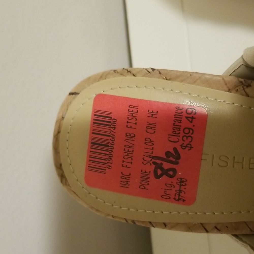 Marc Fisher Tan heels Size 8.5 - Picture 4 of 4